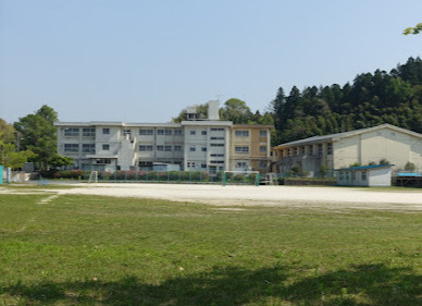 【小学校】市原市立市東第一小学校まで2403ｍ