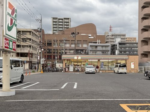 【コンビニエンスストア】セブンイレブン　名古屋原南店まで106ｍ