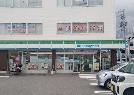 【コンビニエンスストア】ファミリーマート　静岡寿町店まで198ｍ