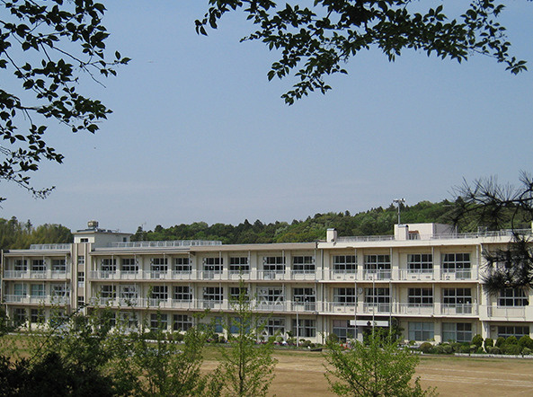 【小学校】千葉市立椎名小学校まで1334ｍ