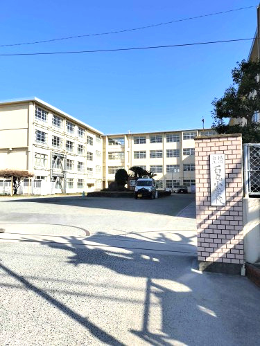 【小学校】福岡市立石丸小学校まで696ｍ