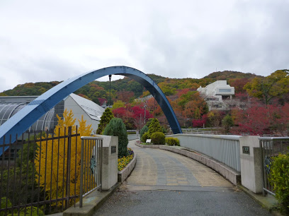 【スポーツ施設】池田市立　五月山体育館まで1396ｍ