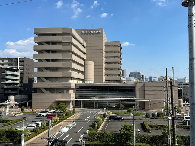 【総合病院】大阪市立十三市民病院まで1145ｍ