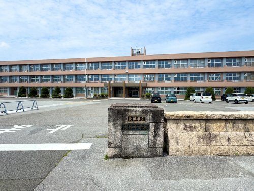 【中学校】長浜市立浅井中学校まで4000ｍ