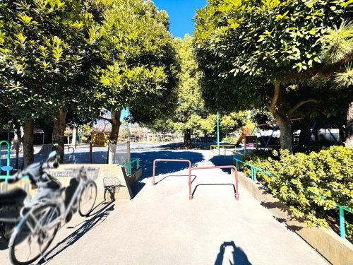 【公園】練馬区立平和台児童公園まで640ｍ