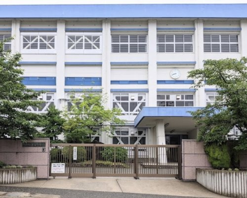 【中学校】川西市立東谷中学校まで390ｍ