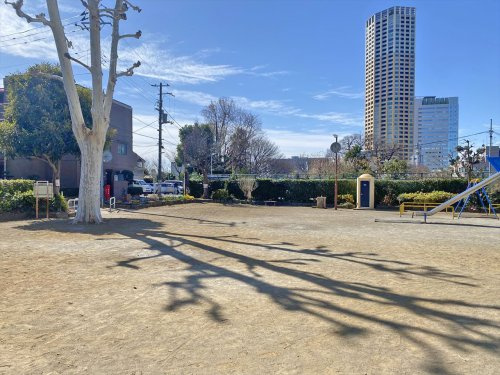 【公園】目黒区立中目黒一丁目児童遊園まで135ｍ