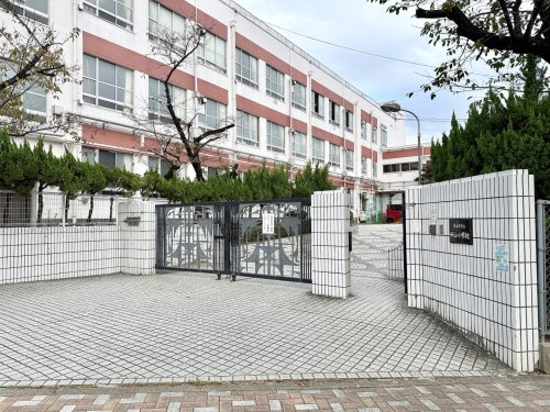 【小学校】名古屋市立西山小学校まで888ｍ
