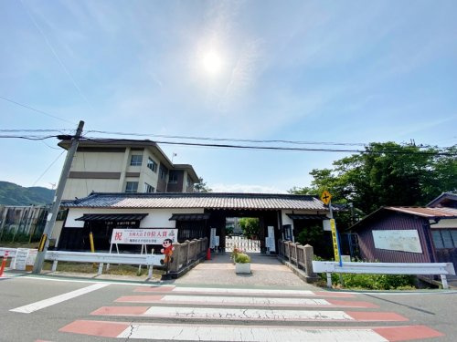 【小学校】亀岡市立千代川小学校まで712ｍ