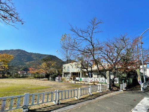 【保育園】亀岡市立森の自然こども園東本梅まで820ｍ