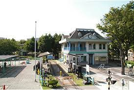 【公園】新宿交通公園まで437ｍ