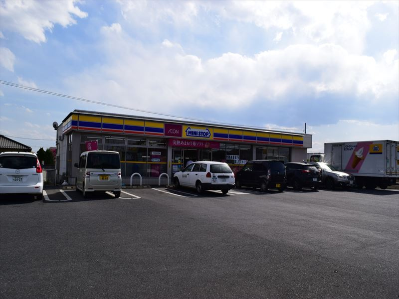 【コンビニエンスストア】ミニストップ　熊谷上之店まで530ｍ