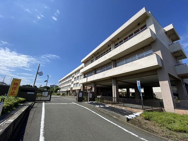 【中学校】落合中学校まで331ｍ
