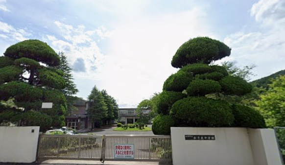 【中学校】桜井市立桜井東中学校まで1026ｍ