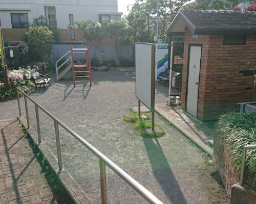 【公園】西原二丁目児童遊園地まで75ｍ