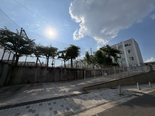 【小学校】名古屋市立名東小学校まで1202ｍ