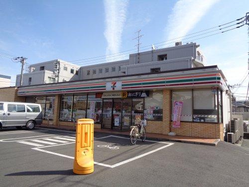 【コンビニエンスストア】セブンイレブン　相模原東林間三丁目店まで471ｍ