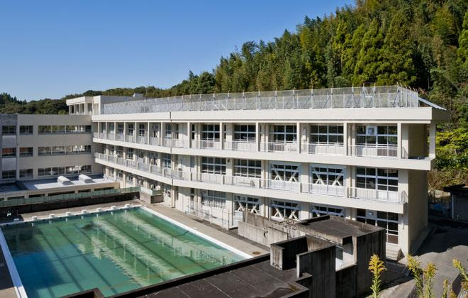 【小学校】高知市立泉野小学校まで1367ｍ