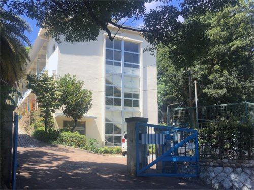 【小学校】北須磨小学校まで550ｍ