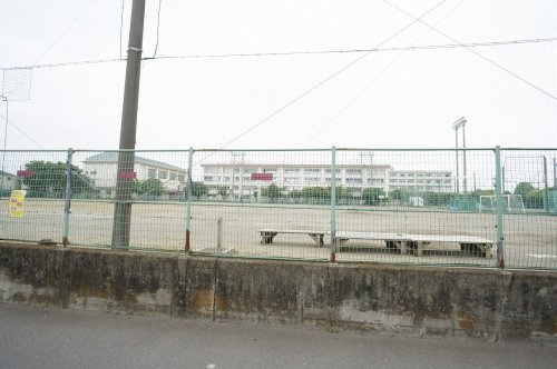 【中学校】茅ヶ崎市立円蔵中学校まで649ｍ