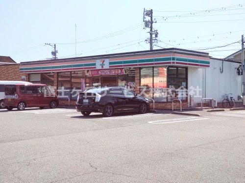 【コンビニエンスストア】セブンイレブン　静岡下川原5丁目店まで266ｍ