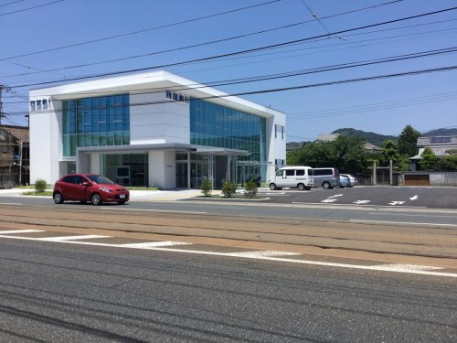 【銀行】四国銀行　旭支店まで577ｍ