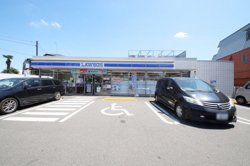 【コンビニエンスストア】ローソン西東京中町2丁目店まで181ｍ
