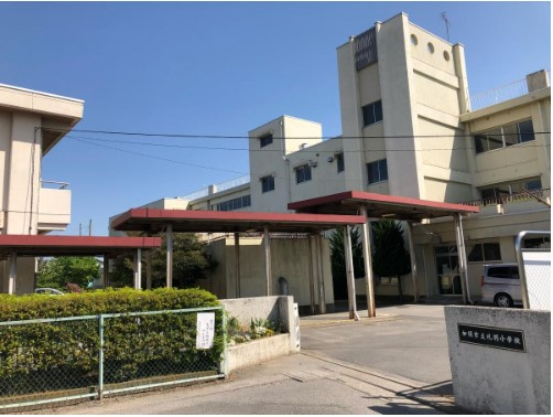 【小学校】加須市立礼羽小学校まで682ｍ