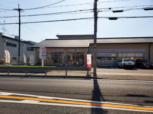 【コンビニエンスストア】セブンイレブン　伏見桃山南口店まで347ｍ