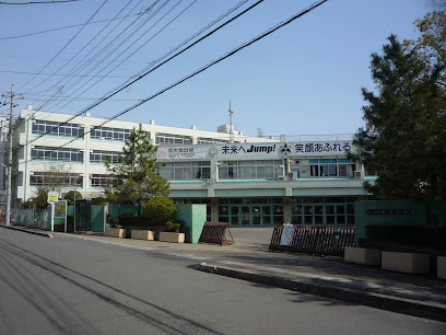 【中学校】宮前中学校まで1383ｍ