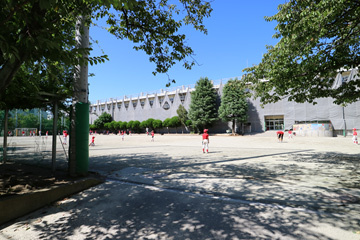 【小学校】浦安市立　浦安小学校まで688ｍ