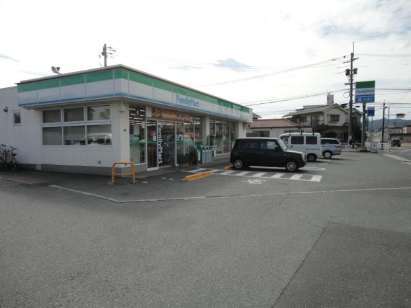 【コンビニエンスストア】ファミリーマート　福山山手町店まで1457ｍ