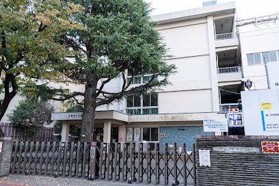 【中学校】武蔵野市立第一中学校まで1019ｍ