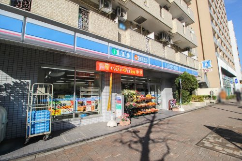 【コンビニエンスストア】ローソン麻布十番店まで462ｍ