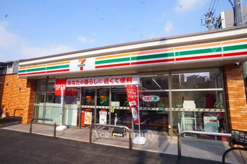 【コンビニエンスストア】セブンイレブン大阪鶴橋4丁目店まで22ｍ