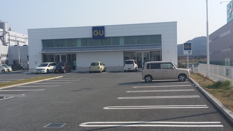 【生活雑貨店】ジーユー姫路花田店まで1125ｍ