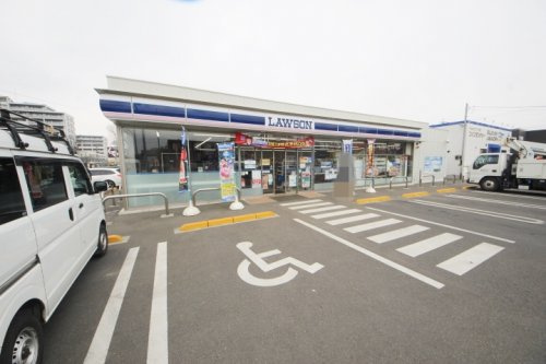 【コンビニエンスストア】ローソンアクロスプラザ東久留米店まで557ｍ