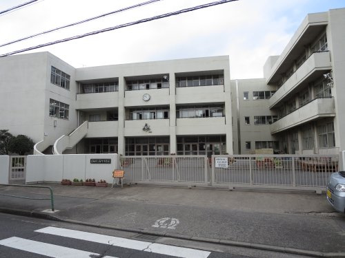 【中学校】青梅市立新町中学校まで1700ｍ