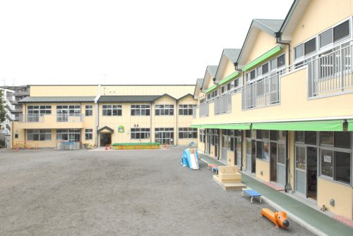 【幼稚園】あやめ幼稚園まで478ｍ