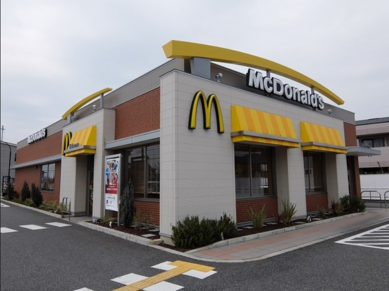 【ファーストフード】マクドナルド姫路東山店まで1158ｍ