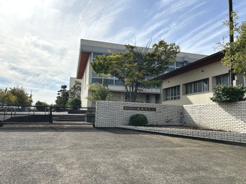 【中学校】龍ケ崎市立城西中学校まで1096ｍ