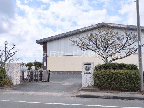 【小学校】磐田市立竜洋西小学校まで486ｍ