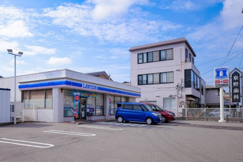 【コンビニエンスストア】ローソン　金沢弥生店まで512ｍ