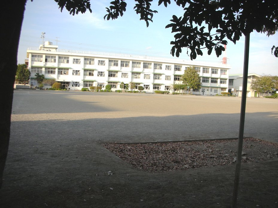【小学校】座間市立栗原小学校まで1710ｍ