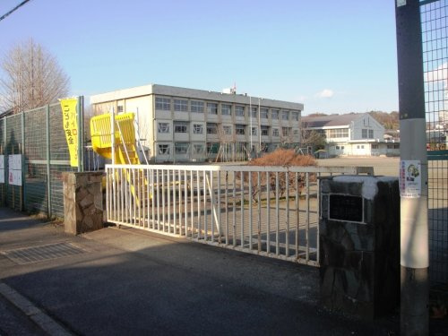 【小学校】座間市立座間小学校まで1325ｍ