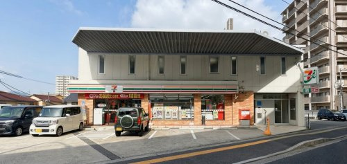 【コンビニエンスストア】セブンイレブン　広島古市2丁目店まで39ｍ
