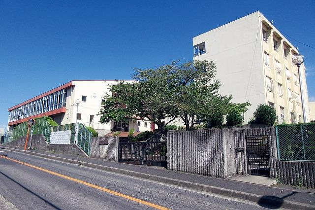 【中学校】阪南市立鳥取東中学校まで2250ｍ