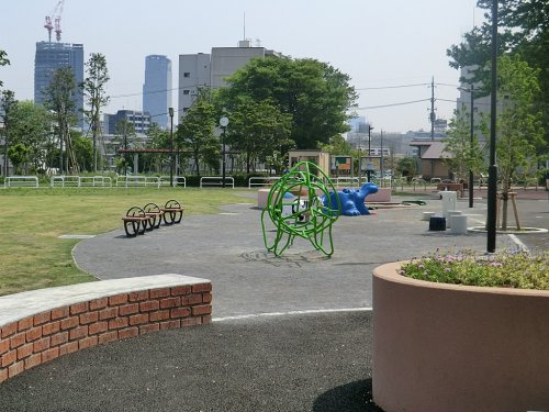 【公園】東山公園まで524ｍ