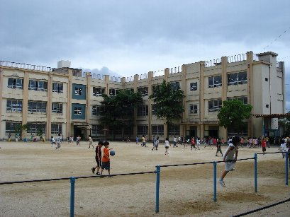 【小学校】西脇小学校まで1270ｍ