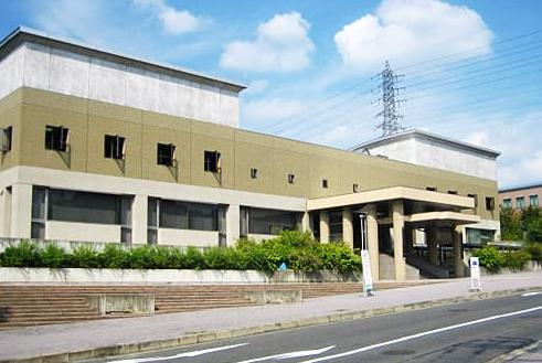 【図書館】上牧町立図書館まで554ｍ